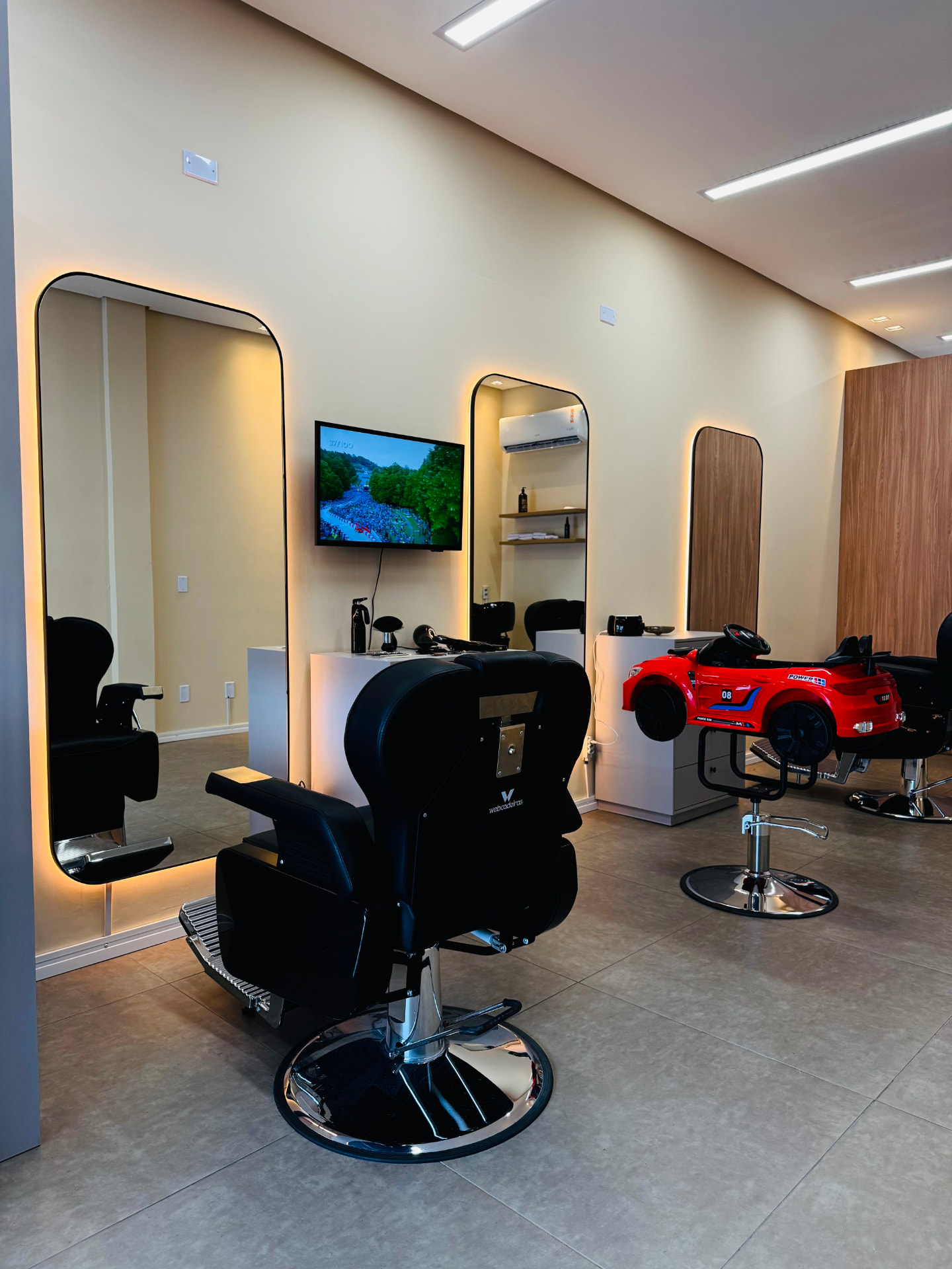 Ambiente GG Barber 1